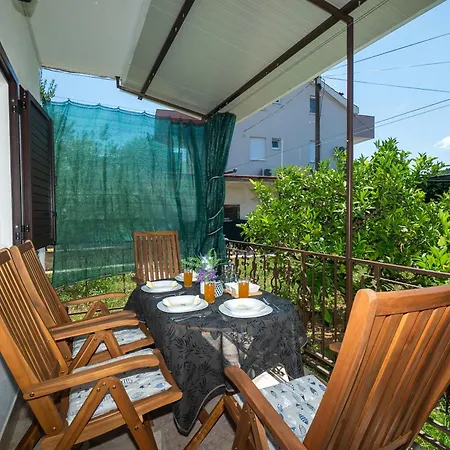 Nyaraló House Mirna Rogoznica