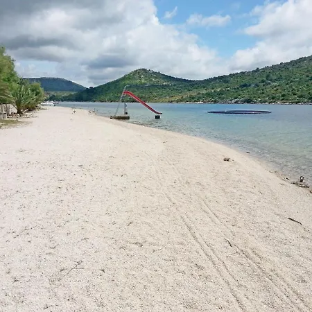 House Mirna * Rogoznica (Sibenik-Knin)