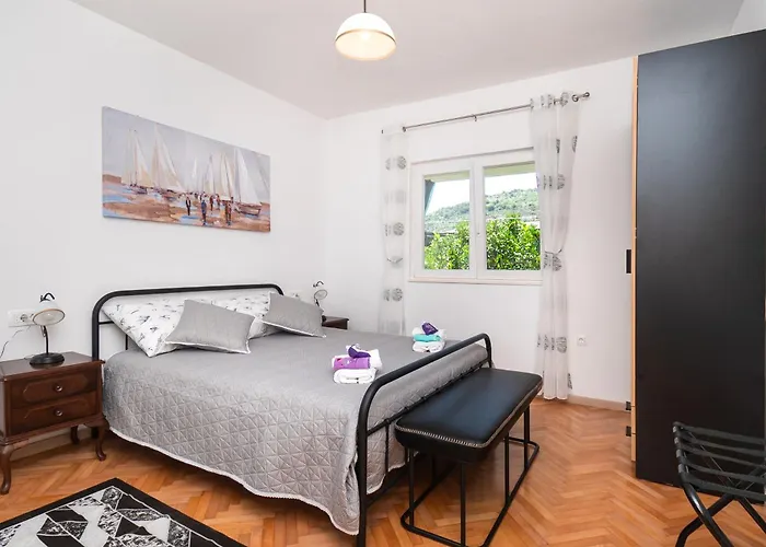 House Mirna Vakantiehuis *