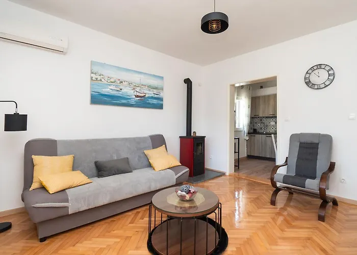 Vakantiehuis House Mirna