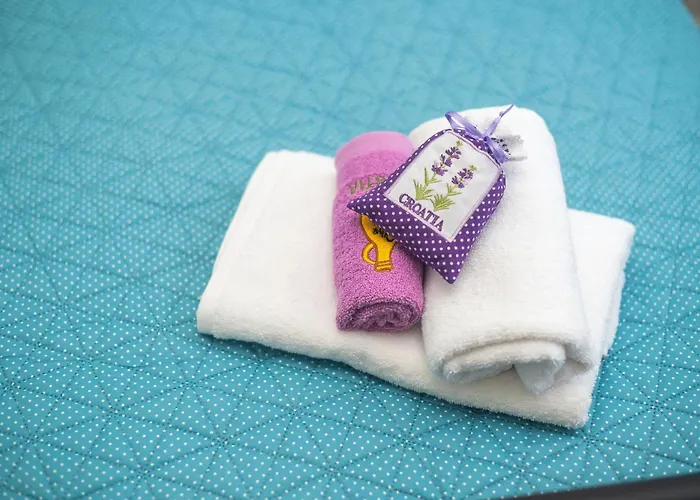 Vakantiehuis House Mirna *