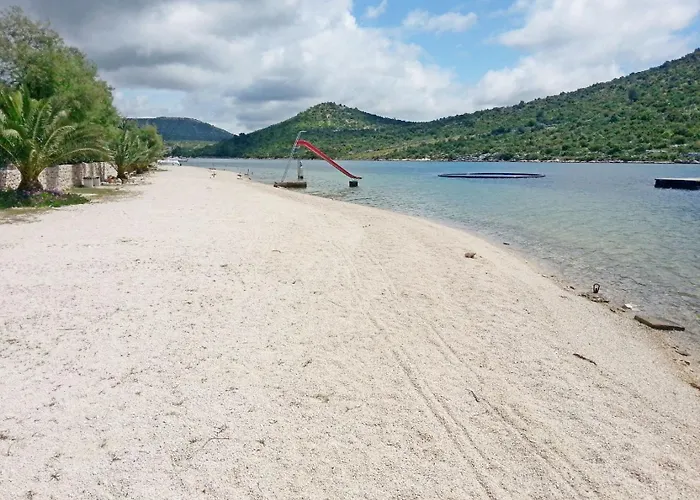 House Mirna * Rogoznica (Sibenik-Knin)